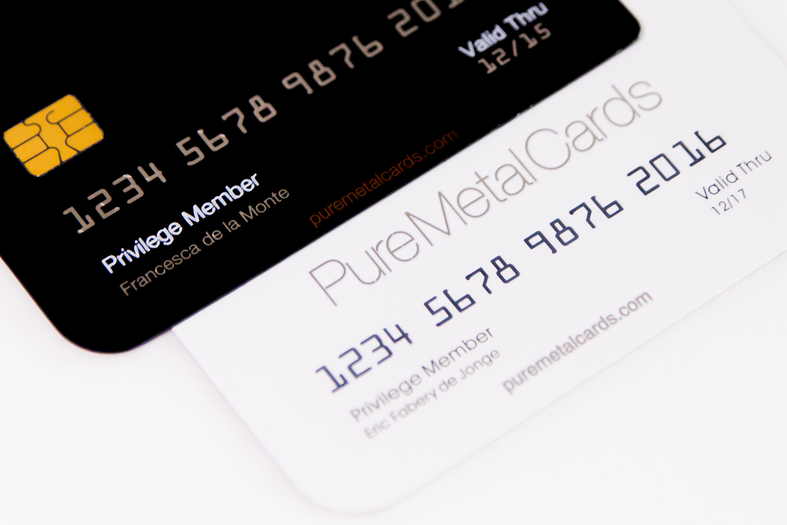 Customized Metal Credit Cards Black Color Chip Blank Stainless Steel 0.8mm  HICO Program Strip